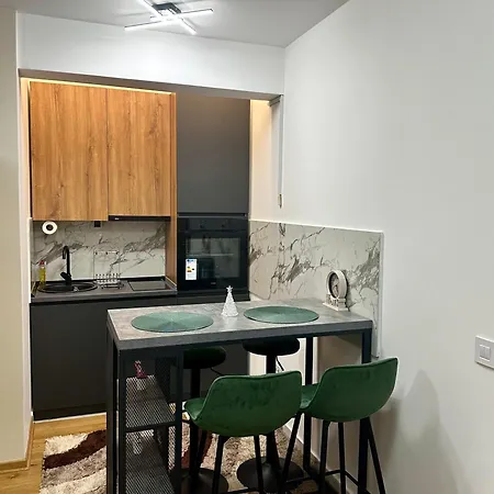 Pejzaz Zlatibora 2 アパート