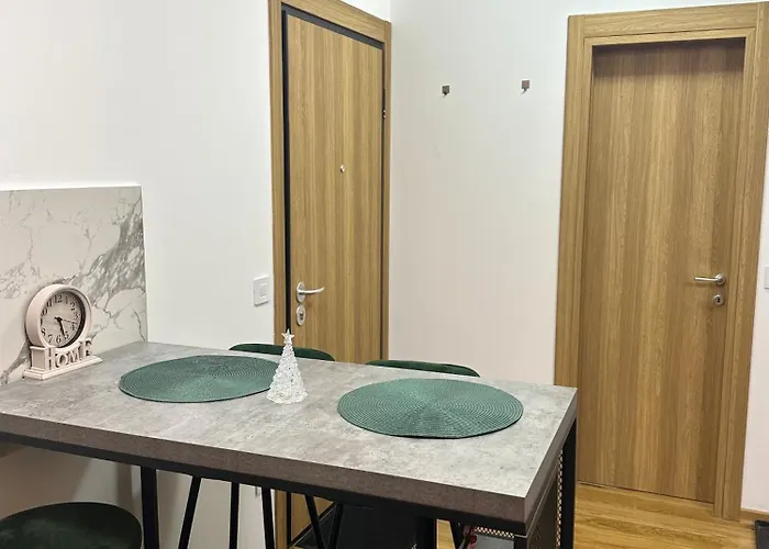 アパート Pejzaz Zlatibora 2 ズラティボール